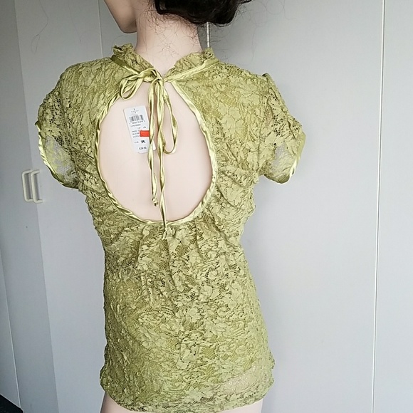 Green  lace top NWT - Picture 1 of 6